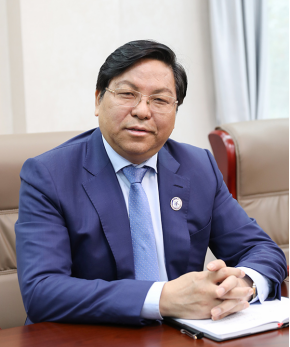 董事长.png
